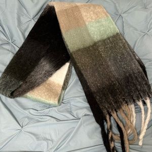 Oak+Fort Scarf